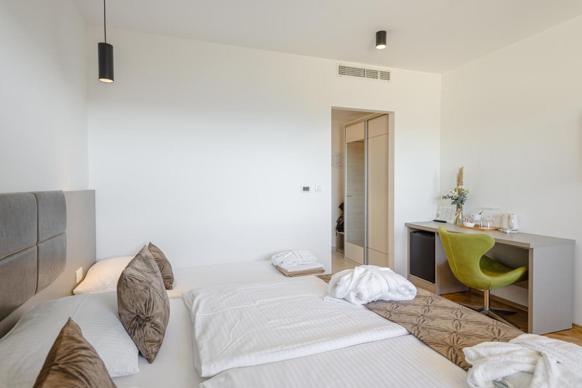 Rogac Rooms & Restaurant Omis Ngoại thất bức ảnh